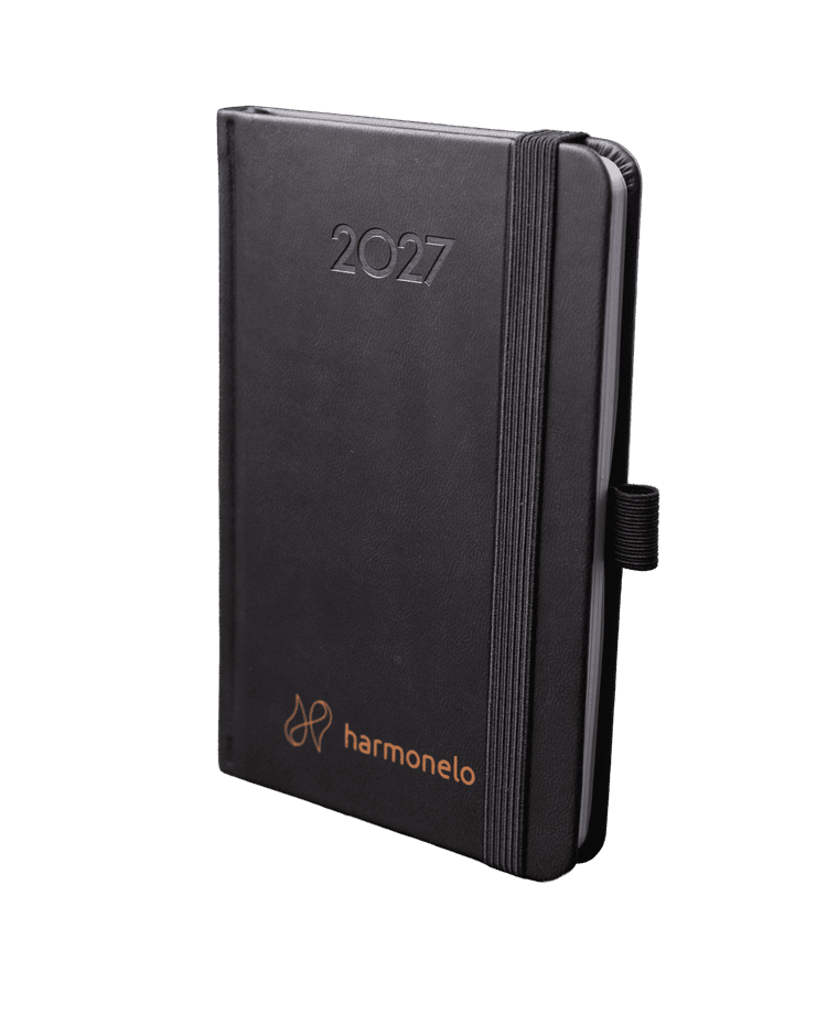 Черен дневник „Harmonelo“ 2027 във формат А6, официална снимка на продукта.